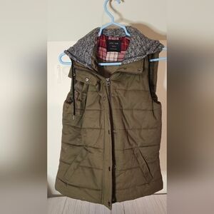 Love Tree Olive Green Quilted Vest